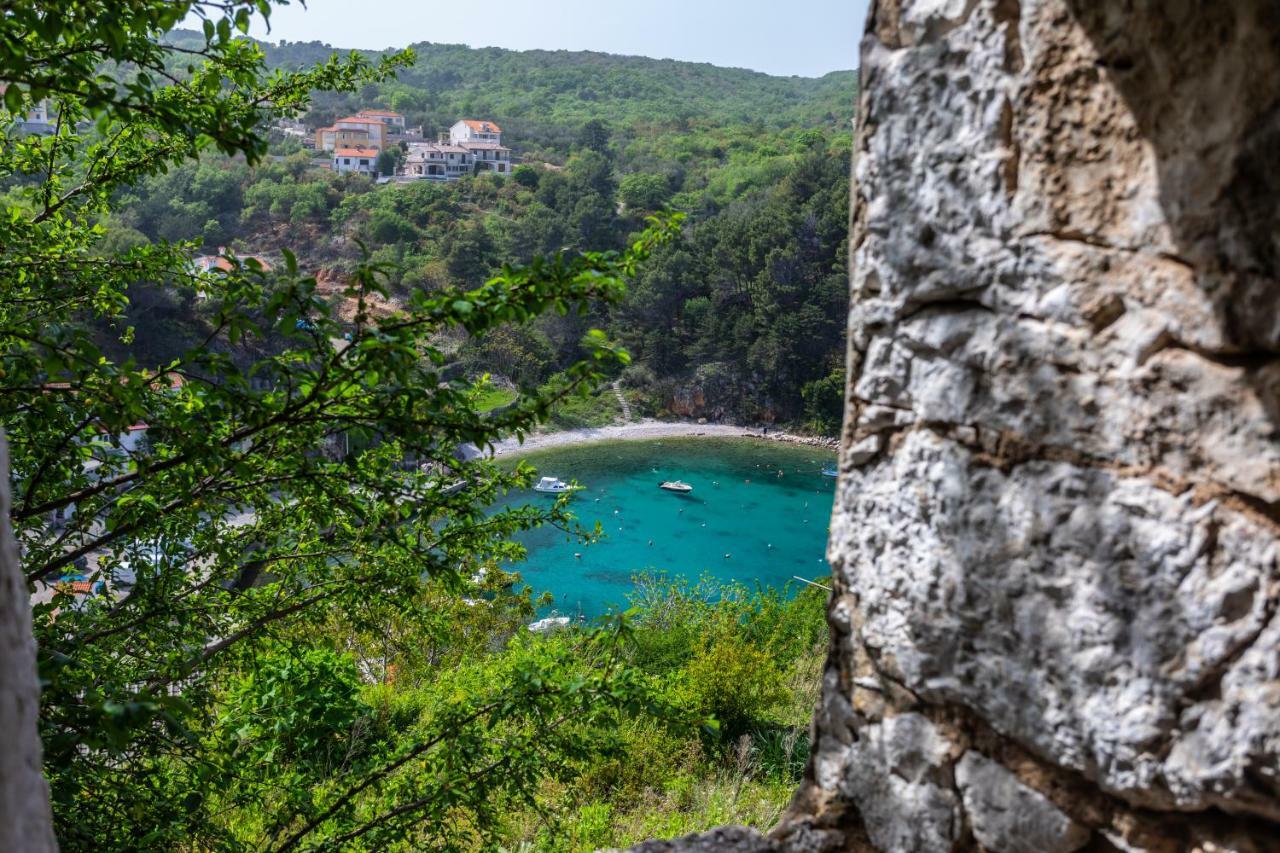 Apartman Verbenia Vrbnik Exteriér fotografie