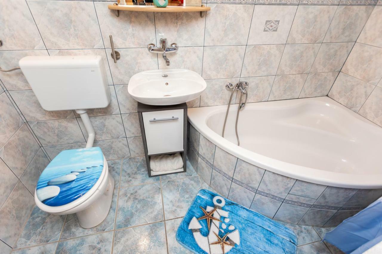 Apartman Verbenia Vrbnik Exteriér fotografie