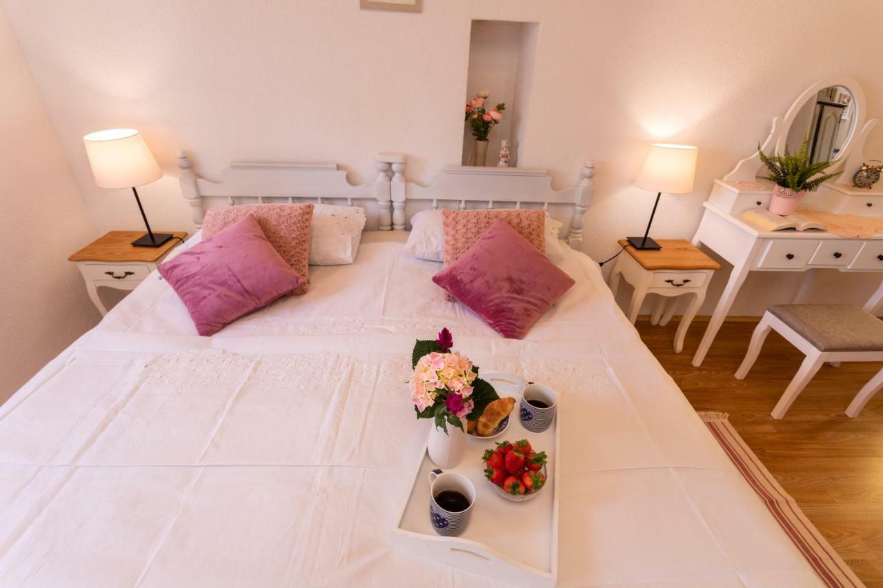 Apartman Verbenia Vrbnik Exteriér fotografie